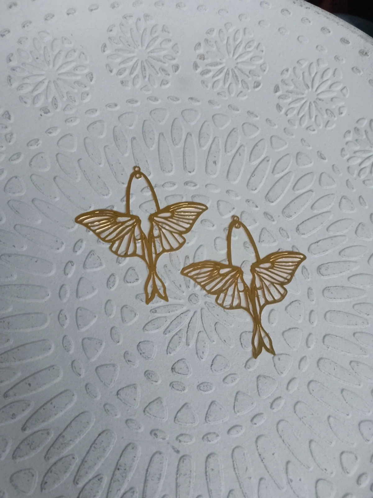 Lot de 2 pendentifs papillons 🦋. – photo 3